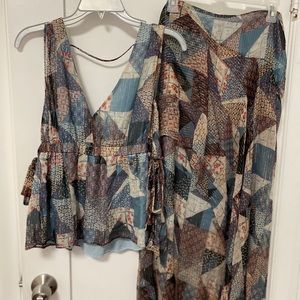 bcbgmaxazria silk tops size M